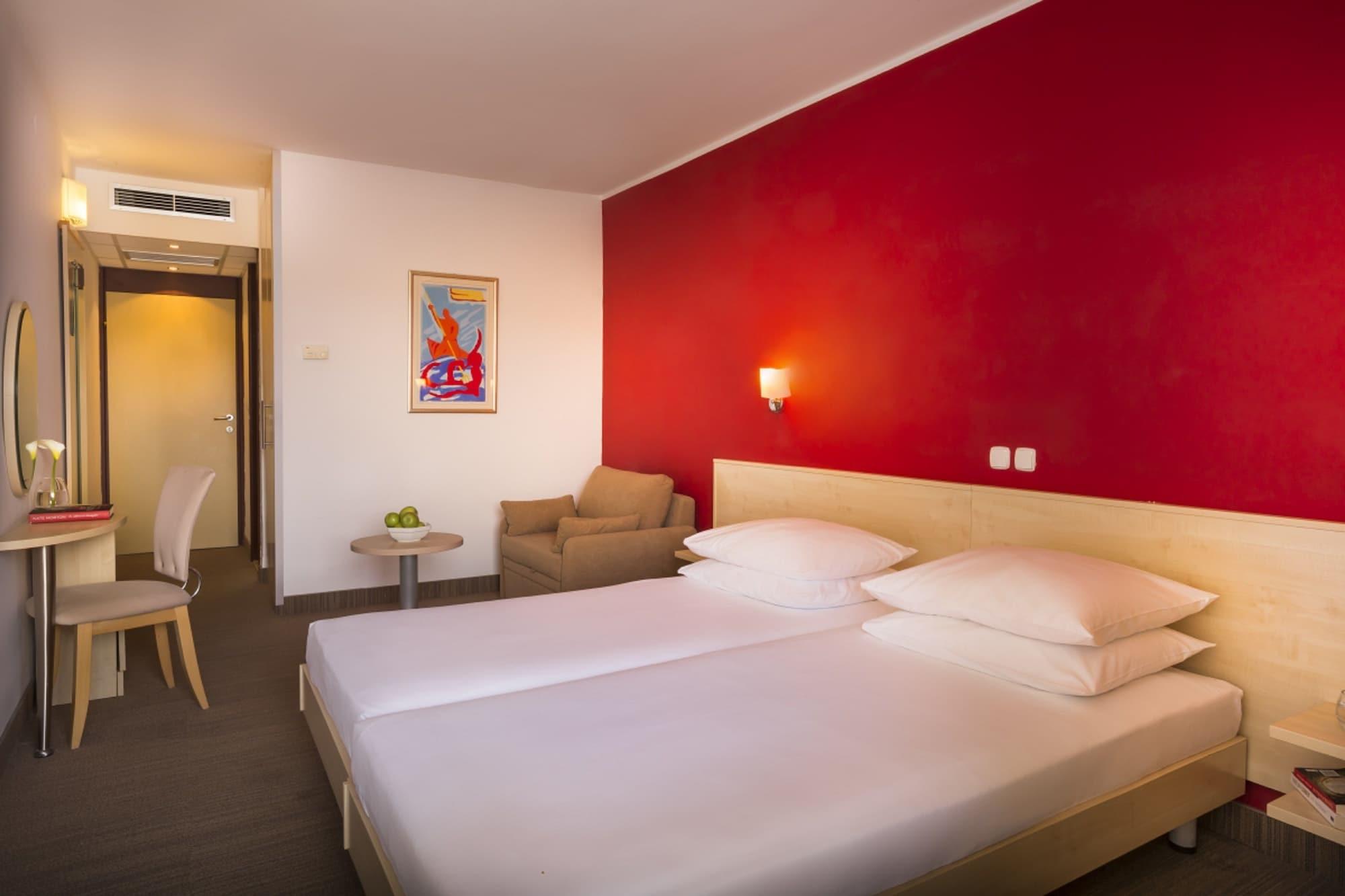 Sunny Rabac By Valamar Exterior foto