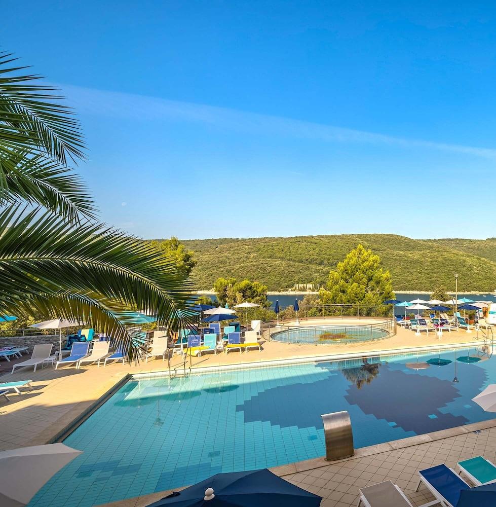 Sunny Rabac By Valamar Exterior foto